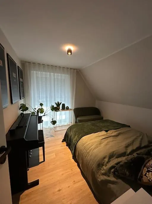 Apartment Wunderschoener Neubau Im Gruenen Halstenbek Germany